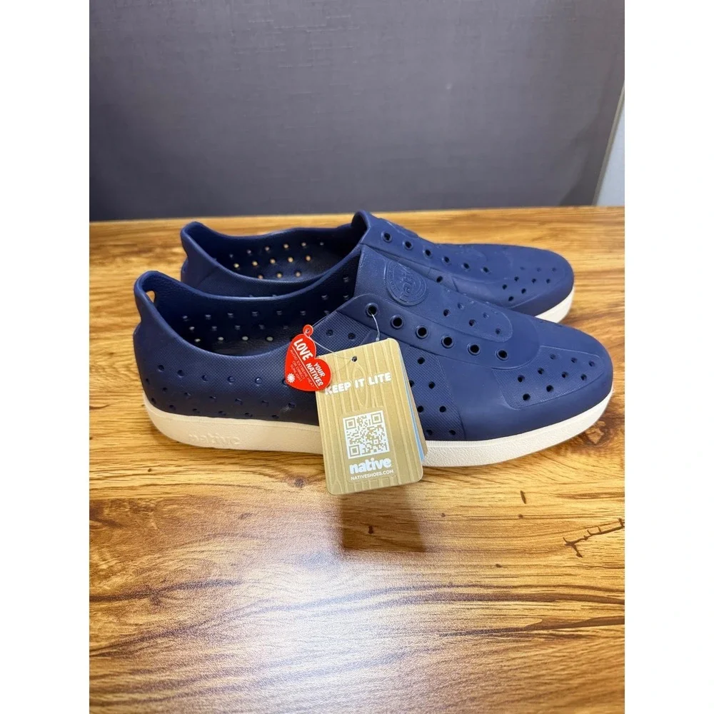 Native Men's Blue Jefferson Slip on Water Shoes Sz 11 NWTS